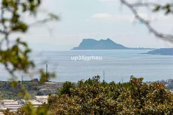 Image No.23-Villa / Détaché de 6 chambres à vendre à Estepona