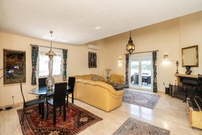 Image No.5-3 Bed Villa for sale