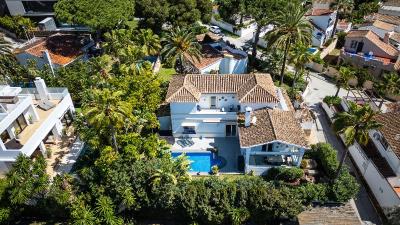 11-20939a0134ad724a8cb2a801094d15a4