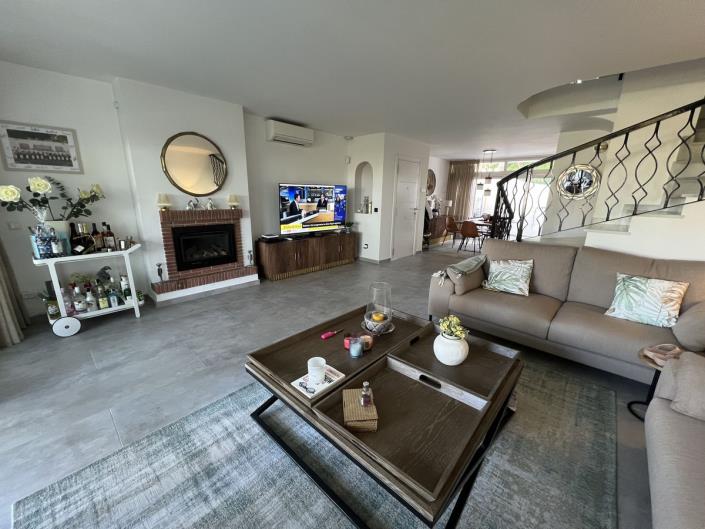 Image No.9-Jumelé de 3 chambres à vendre à Miraflores