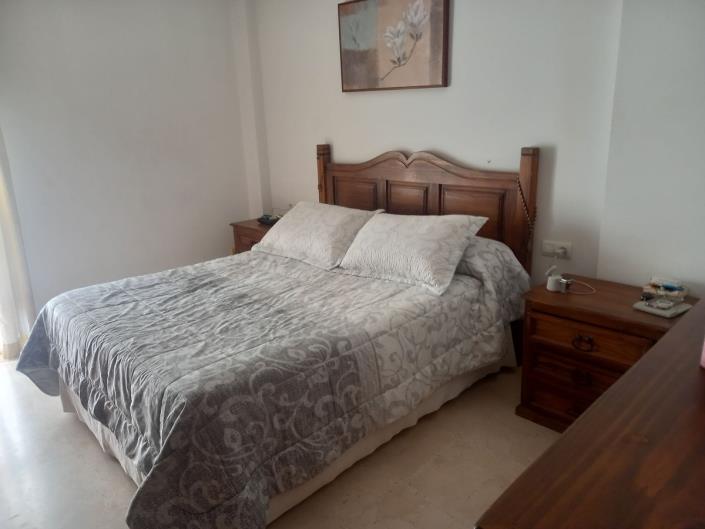 Image No.6-4 Bed Semi-Detached for sale