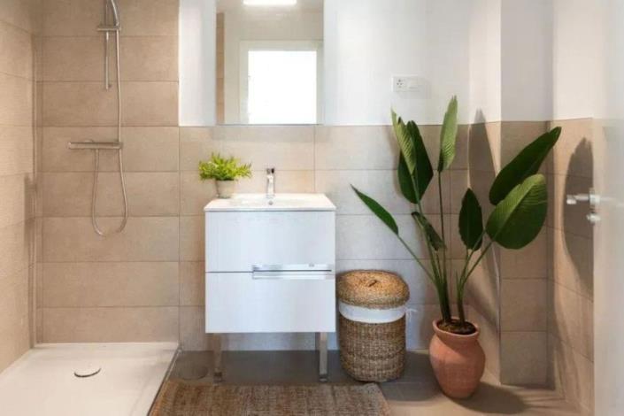 Image No.12-2 Bed Apartment for sale