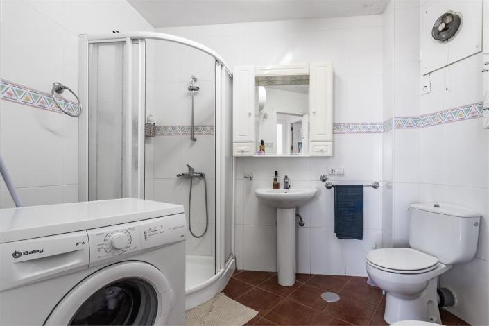 Image No.11-2 Bed Apartment for sale