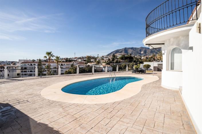 Image No.21-6 Bed Villa / Detached for sale