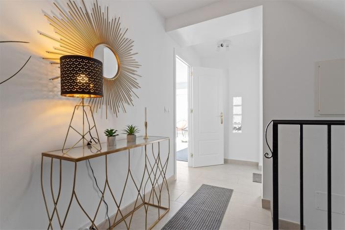 Image No.24-6 Bed Villa / Detached for sale