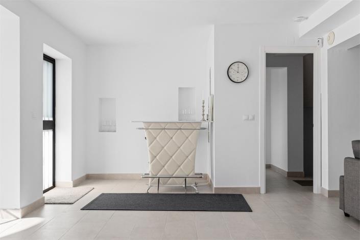 Image No.25-6 Bed Villa / Detached for sale