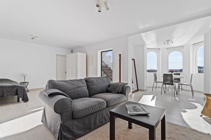 Image No.36-6 Bed Villa / Detached for sale