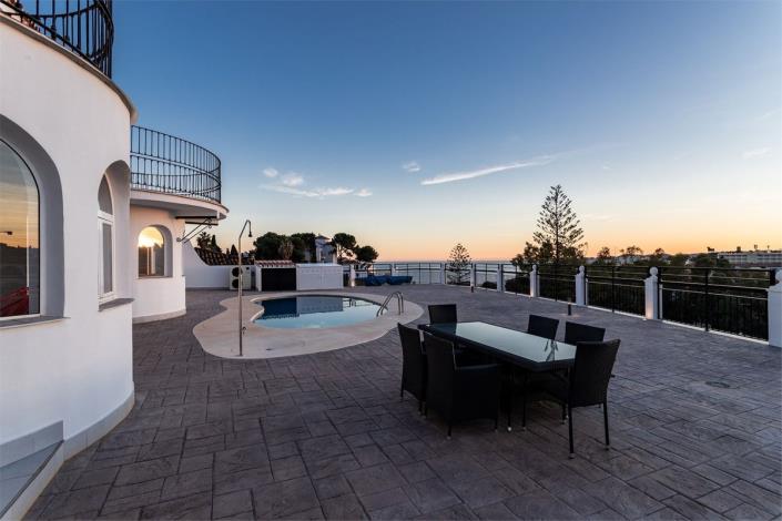 Image No.50-6 Bed Villa / Detached for sale