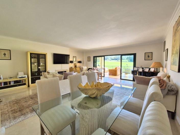 Image No.4-2 Bed Apartment for sale