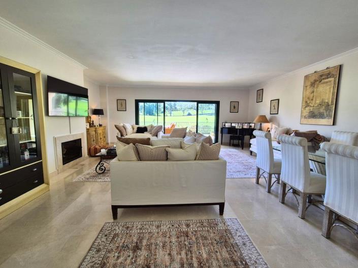 Image No.5-2 Bed Apartment for sale