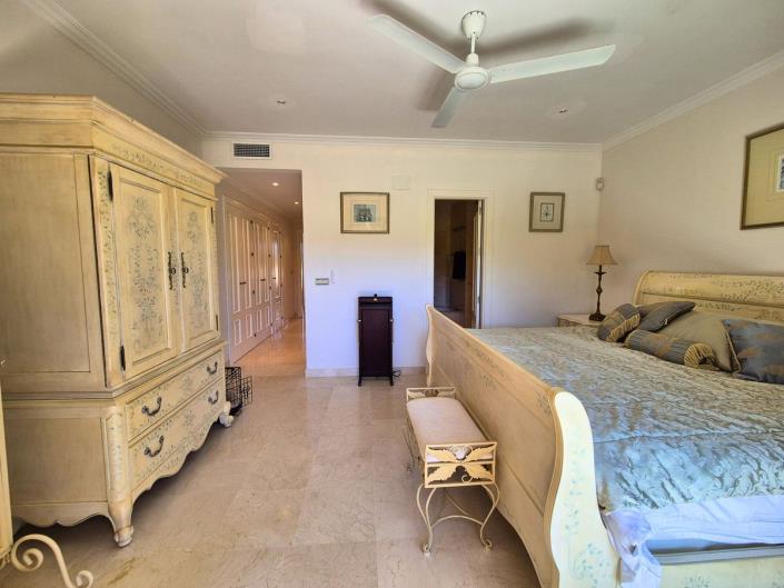 Image No.13-2 Bed Apartment for sale