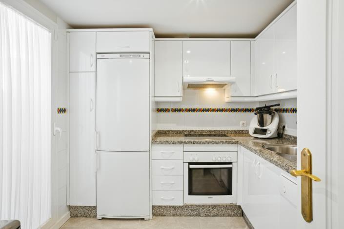 Image No.18-3 Bed Townhouse for sale