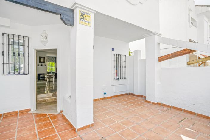 Image No.28-3 Bed Townhouse for sale