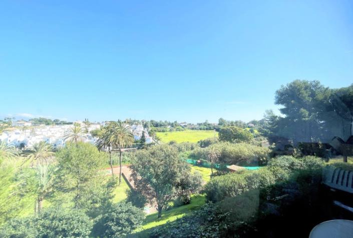 Image No.5-Appartement de 1 chambre à vendre à Estepona