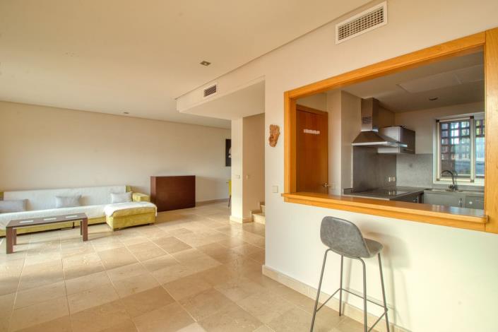 Image No.8-4 Bed Townhouse for sale