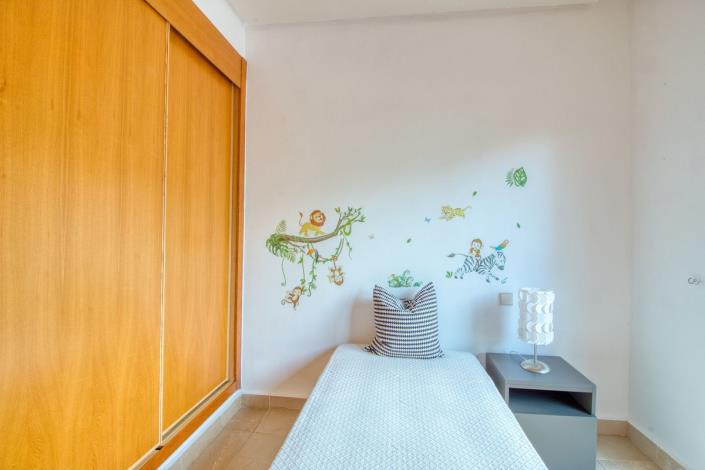 Image No.31-4 Bed Townhouse for sale