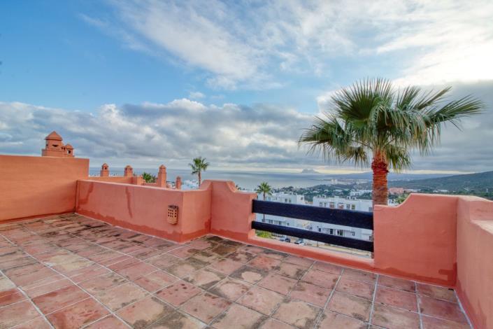 Image No.35-4 Bed Townhouse for sale