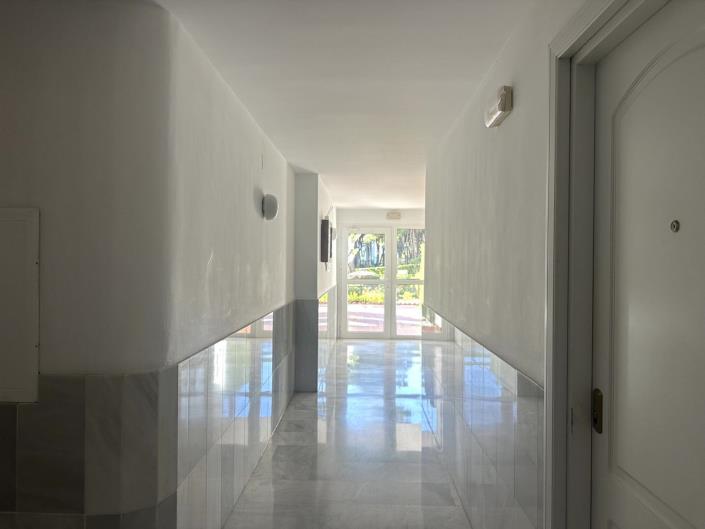 Image No.40-Appartement de 2 chambres à vendre à Calahonda