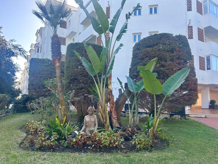 Image No.50-Appartement de 2 chambres à vendre à Calahonda