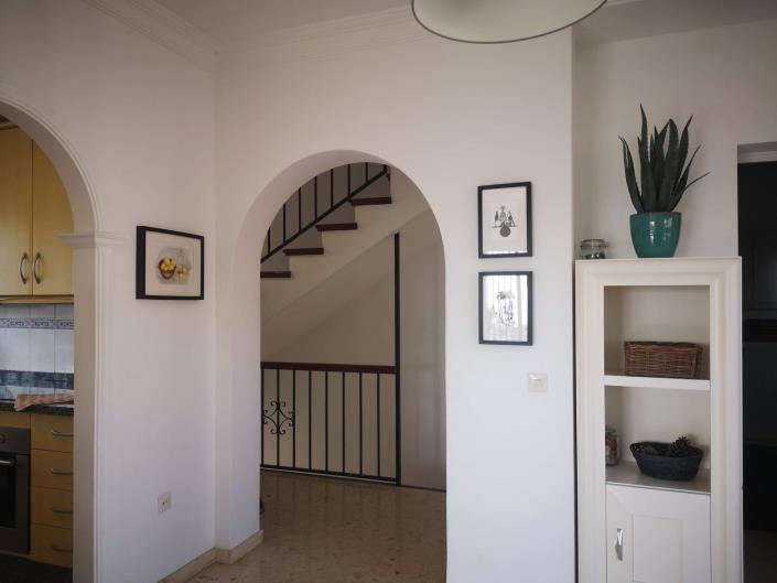 Image No.19-3 Bed Villa / Detached for sale