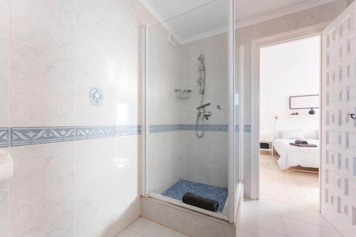 Image No.23-3 Bed Villa / Detached for sale