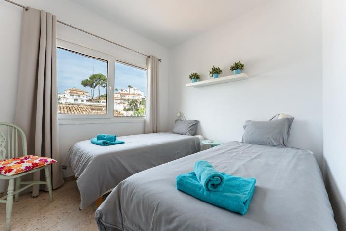 Image No.25-3 Bed Villa / Detached for sale