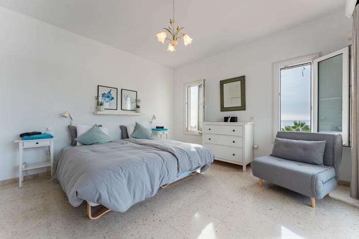 Image No.27-3 Bed Villa / Detached for sale