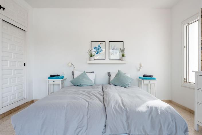 Image No.28-3 Bed Villa / Detached for sale