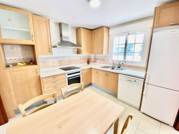 Image No.10-3 Bed Townhouse for sale