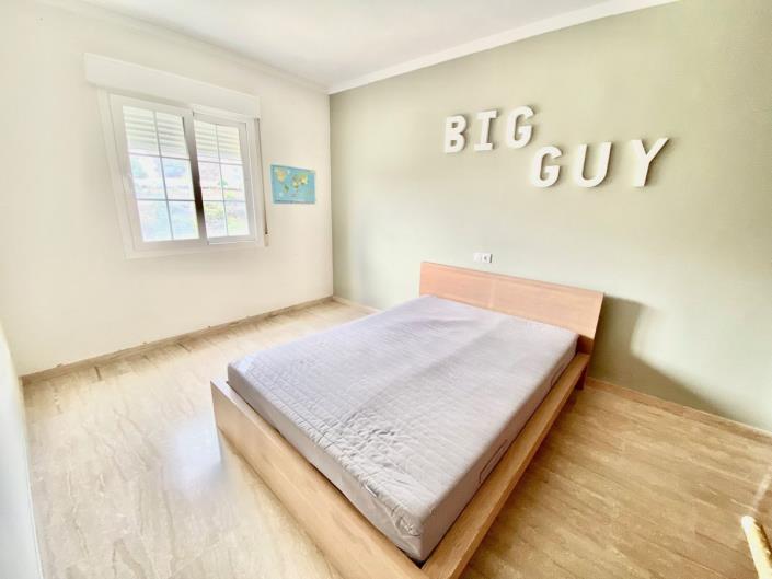 Image No.13-3 Bed Townhouse for sale