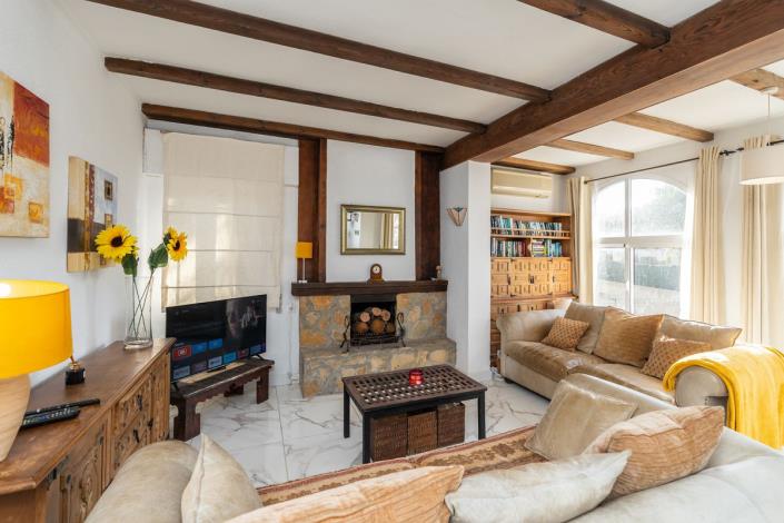 Image No.4-4 Bed Villa for sale