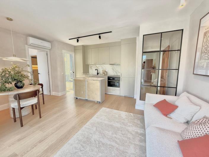 Image No.8-1 Bed Penthouse for sale