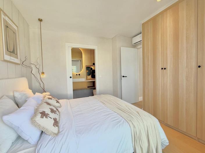 Image No.12-1 Bed Penthouse for sale