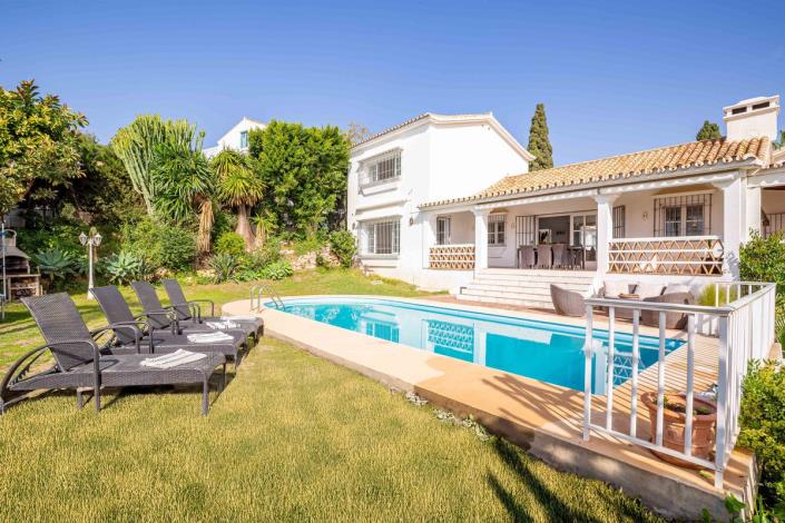 Image No.1-Villa de 5 chambres à vendre à El Paraiso