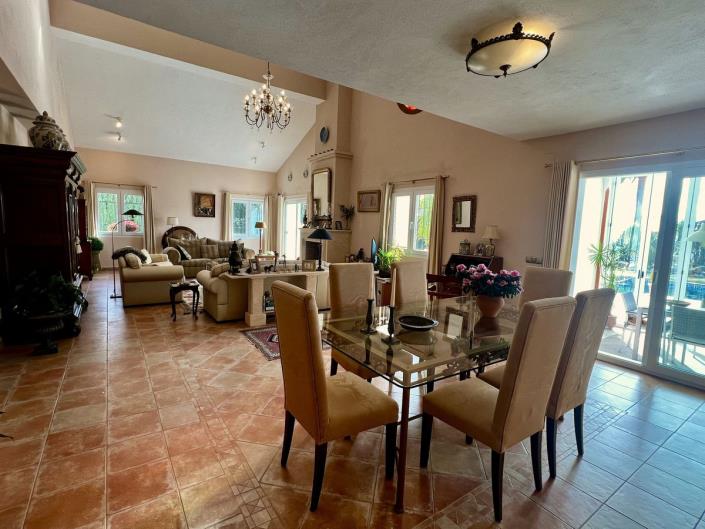 Image No.6-Villa / Détaché de 3 chambres à vendre à Valtocado