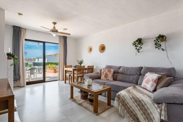 Image No.2-Appartement de 2 chambres à vendre à Riviera del Sol