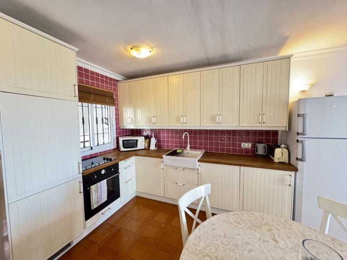 Image No.5-2 Bed Apartment for sale