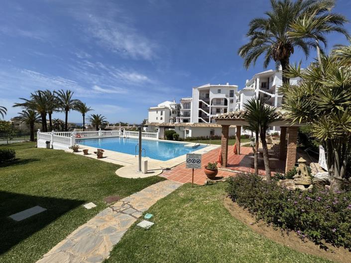 Image No.15-2 Bed Apartment for sale