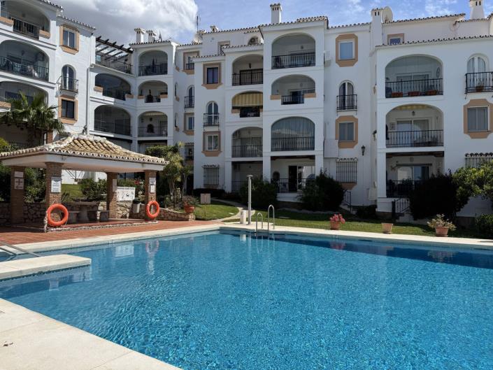 Image No.17-2 Bed Apartment for sale