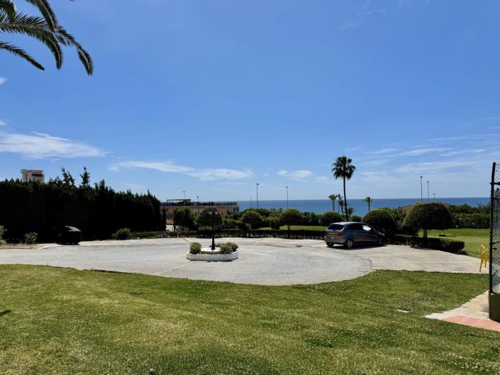 Image No.20-2 Bed Apartment for sale