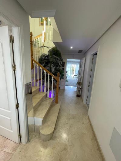 Image No.5-4 Bed Townhouse for sale