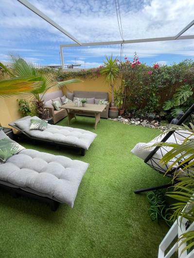 Image No.13-4 Bed Townhouse for sale