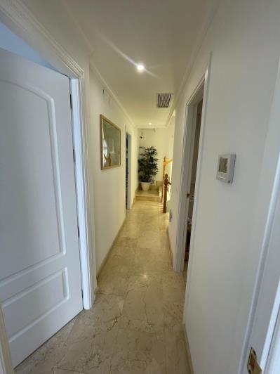 Image No.17-4 Bed Townhouse for sale