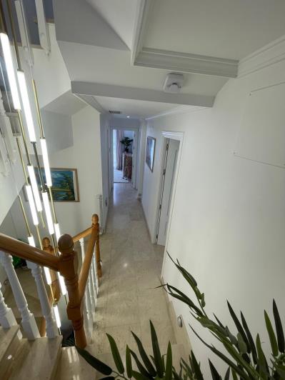 Image No.18-4 Bed Townhouse for sale