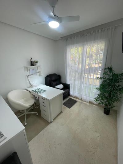 Image No.27-4 Bed Townhouse for sale