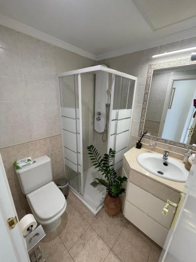 Image No.29-4 Bed Townhouse for sale