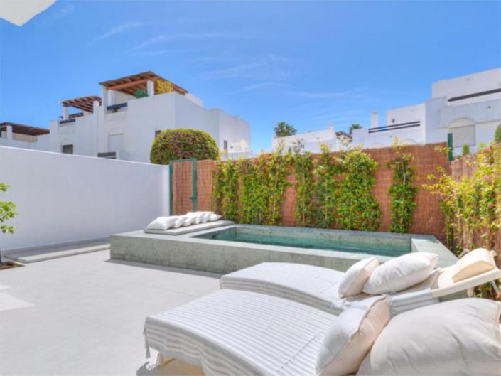 Image No.8-4 Bed Semi-Detached for sale