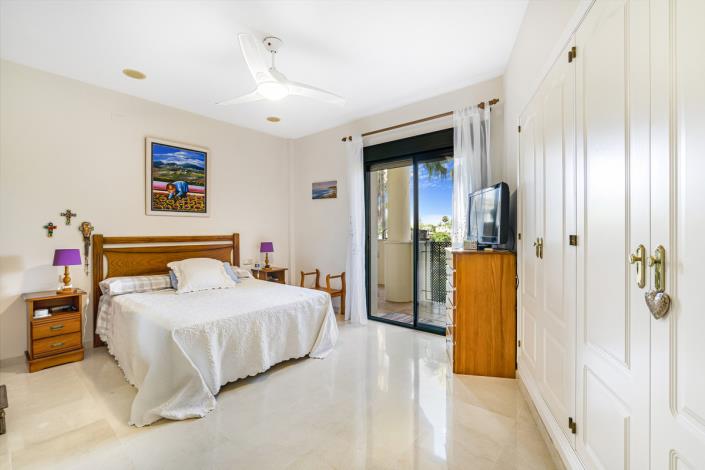 Image No.3-2 Bed Apartment for sale