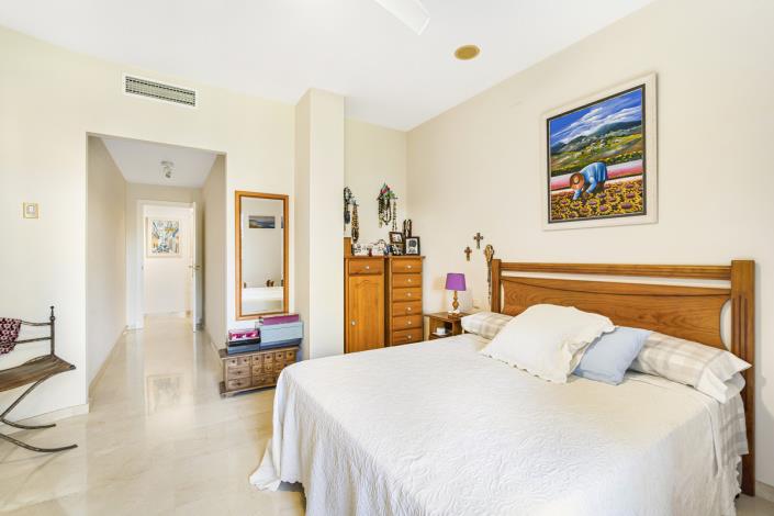 Image No.13-2 Bed Apartment for sale