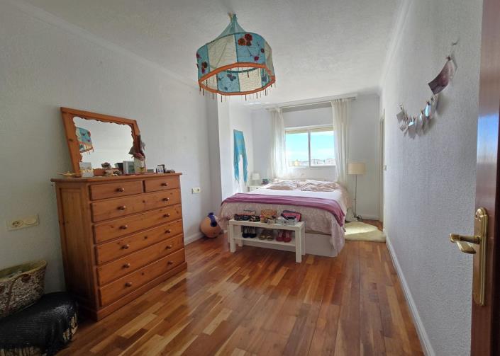 Image No.3-3 Bed Apartment for sale